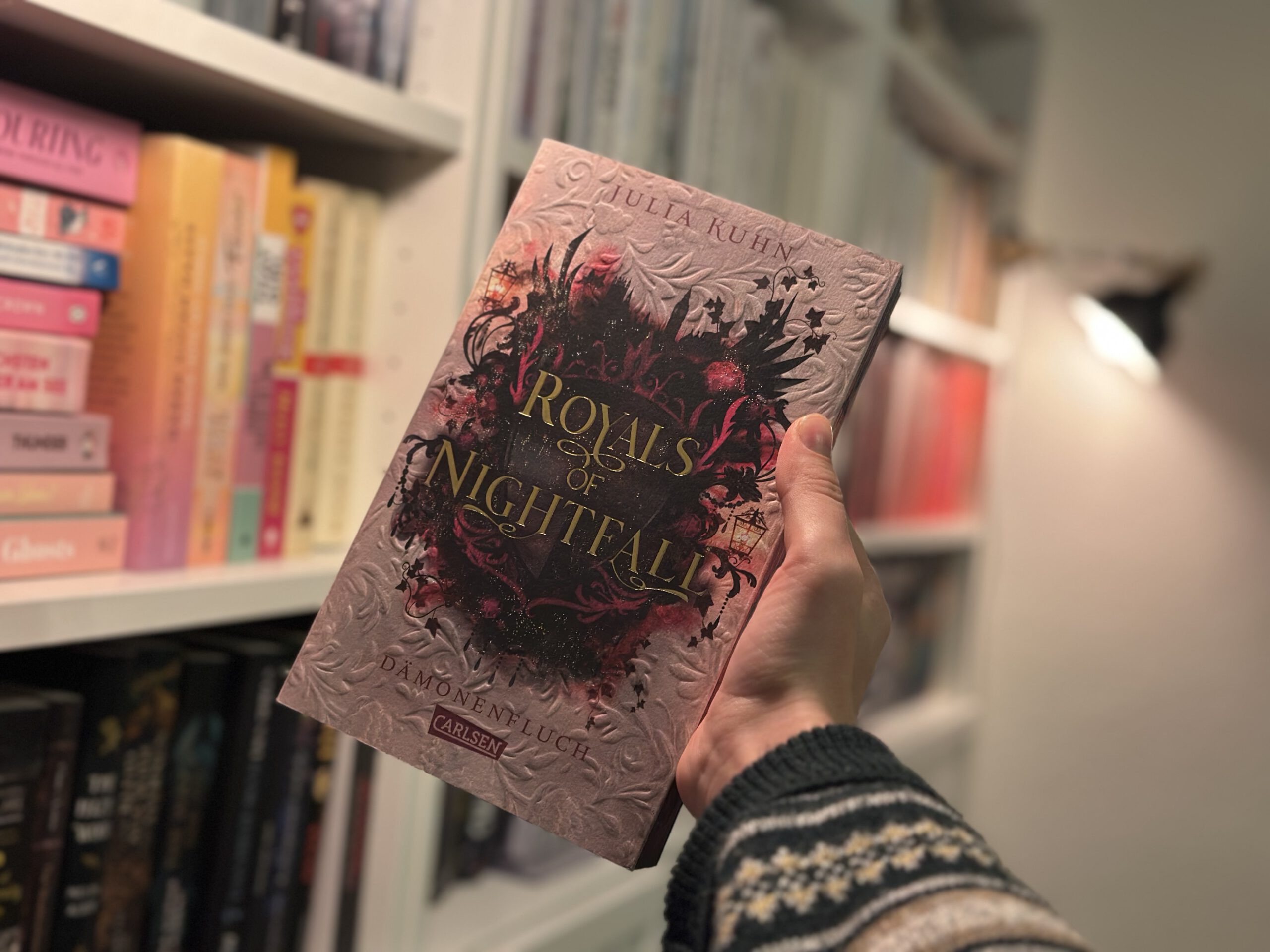 ROYALS OF NIGHTFALL. DÄMONENFLUCH von Julia Kuhn