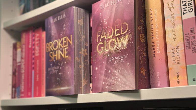 FADED GLOW von Elle Ellis