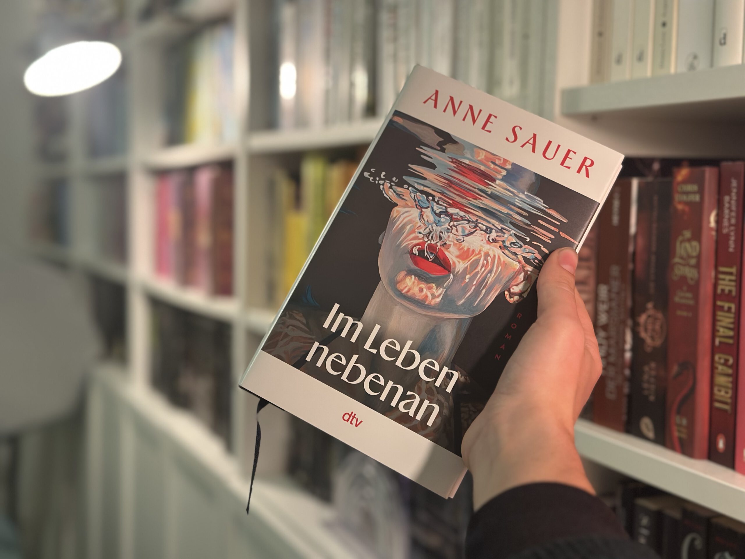 IM LEBEN NEBENAN von Anne Sauer
