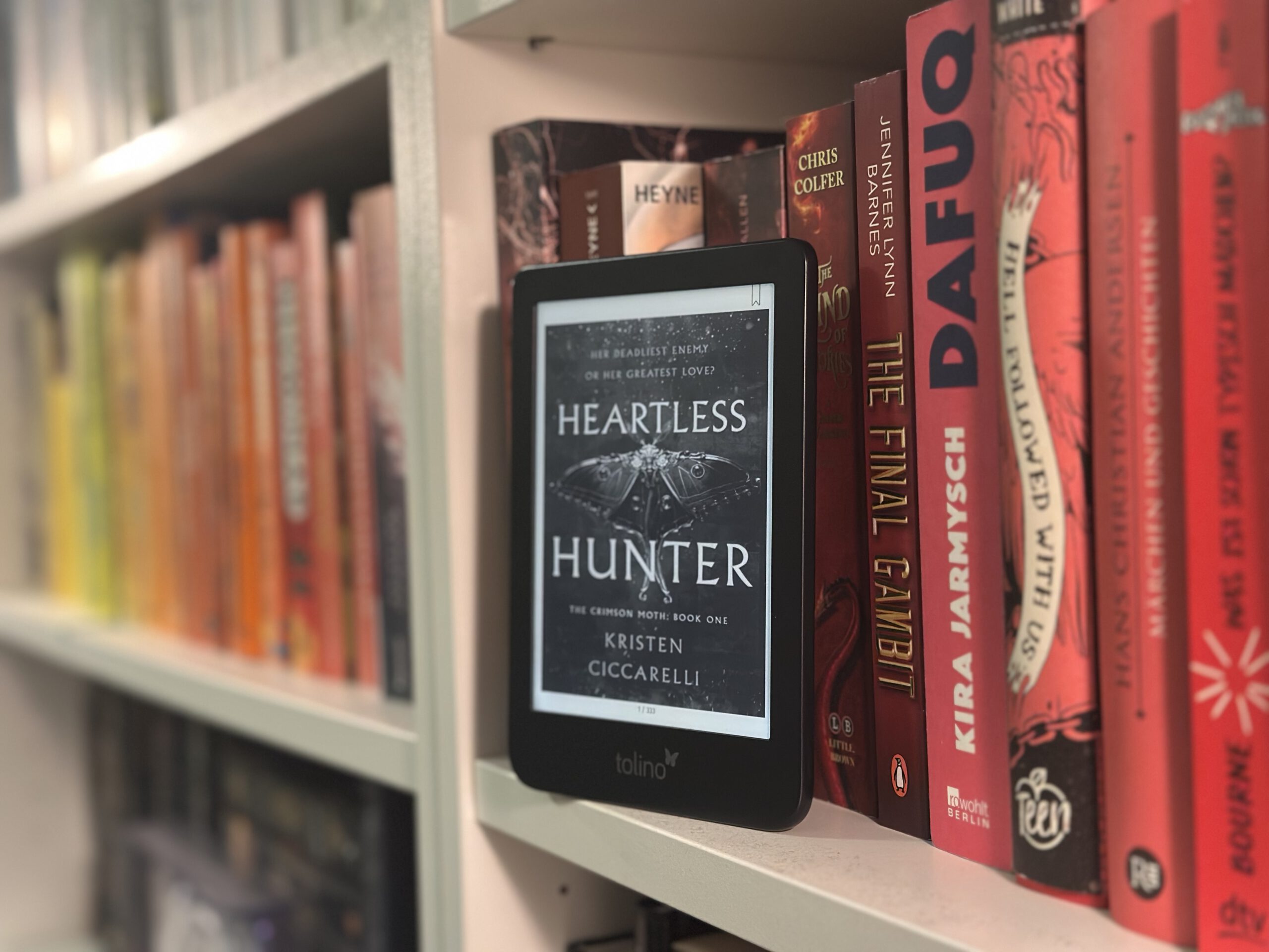 HEARTLESS HUNTER – DER ROTE NACHTFALTER von Kristen Ciccarelli
