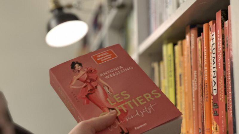 LES BOUTTIERS – WIR SIND JETZT von Antonia Wesseling